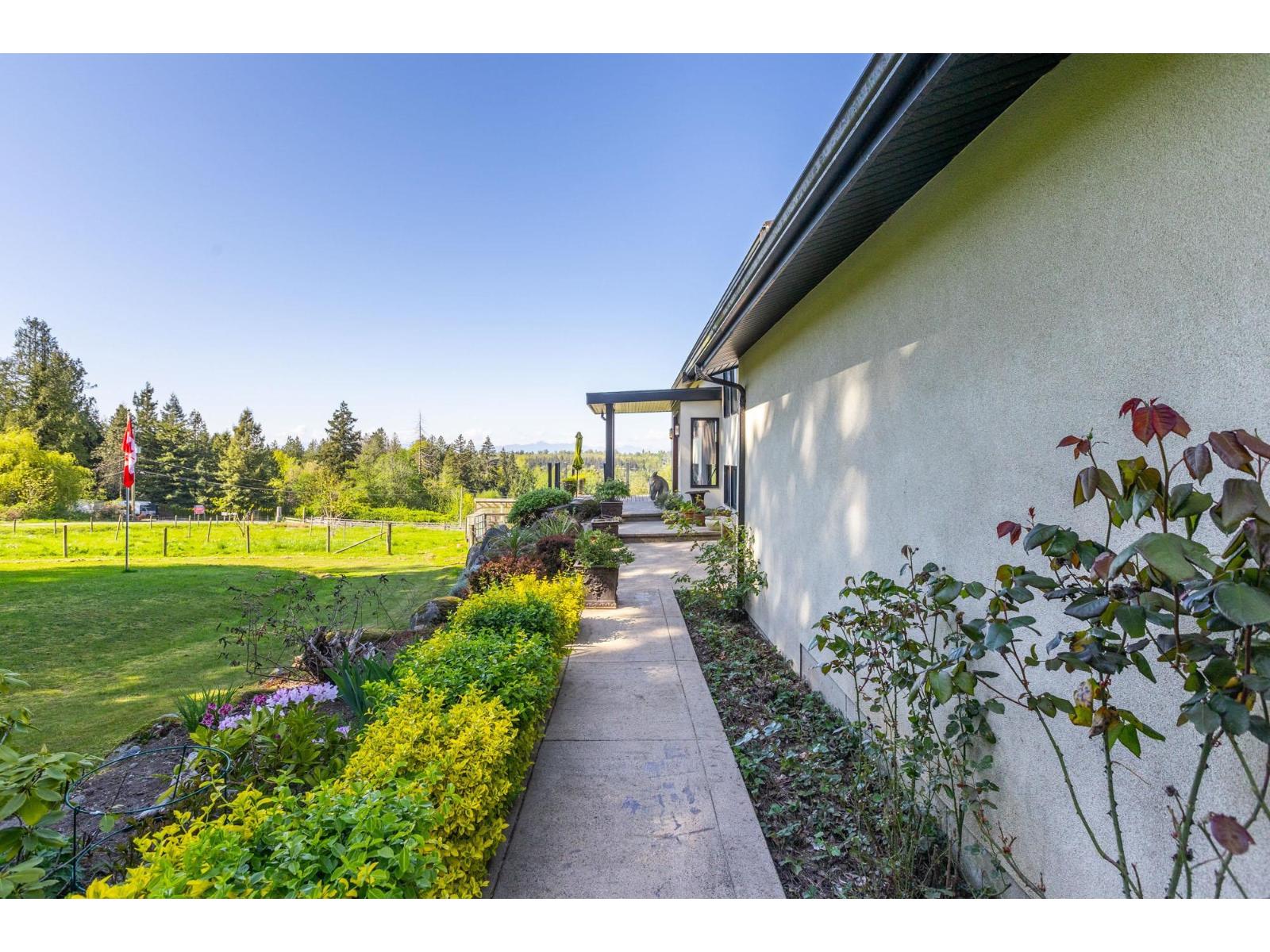 162 210 Street, Langley, British Columbia  V2Z 2G6 - Photo 31 - R3118177
