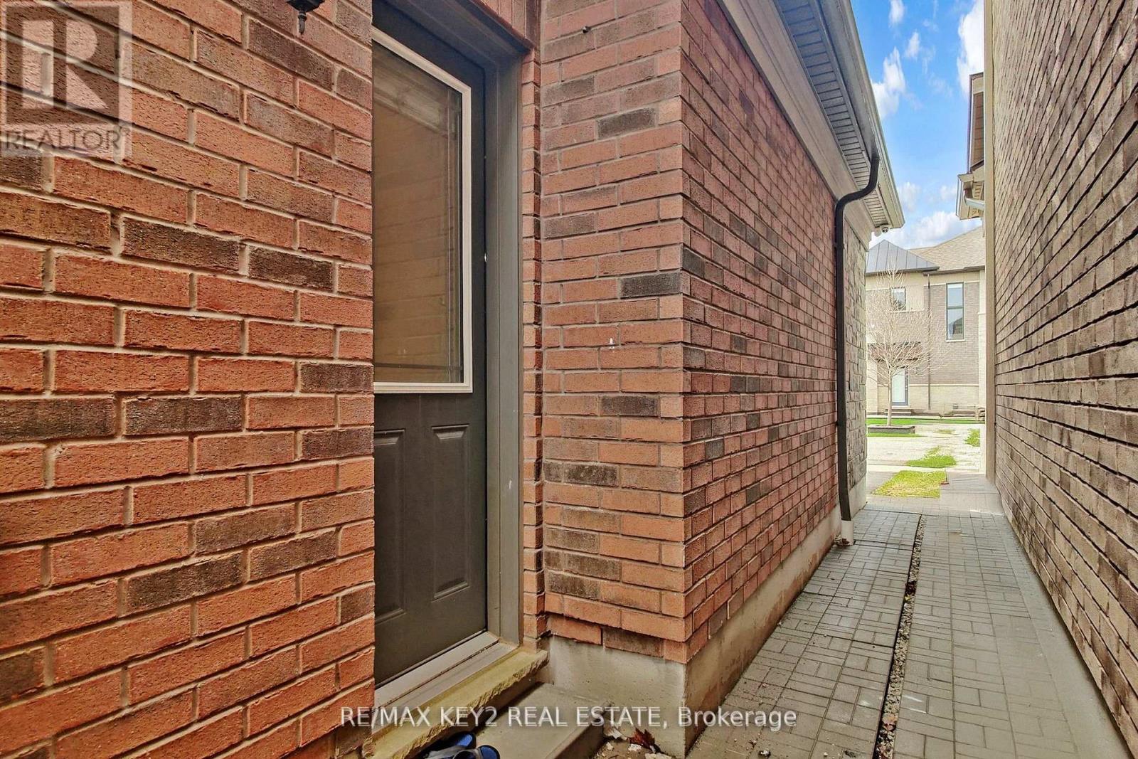 10 Lyle Way, Brampton, Ontario  L6X 5P8 - Photo 47 - W13158042