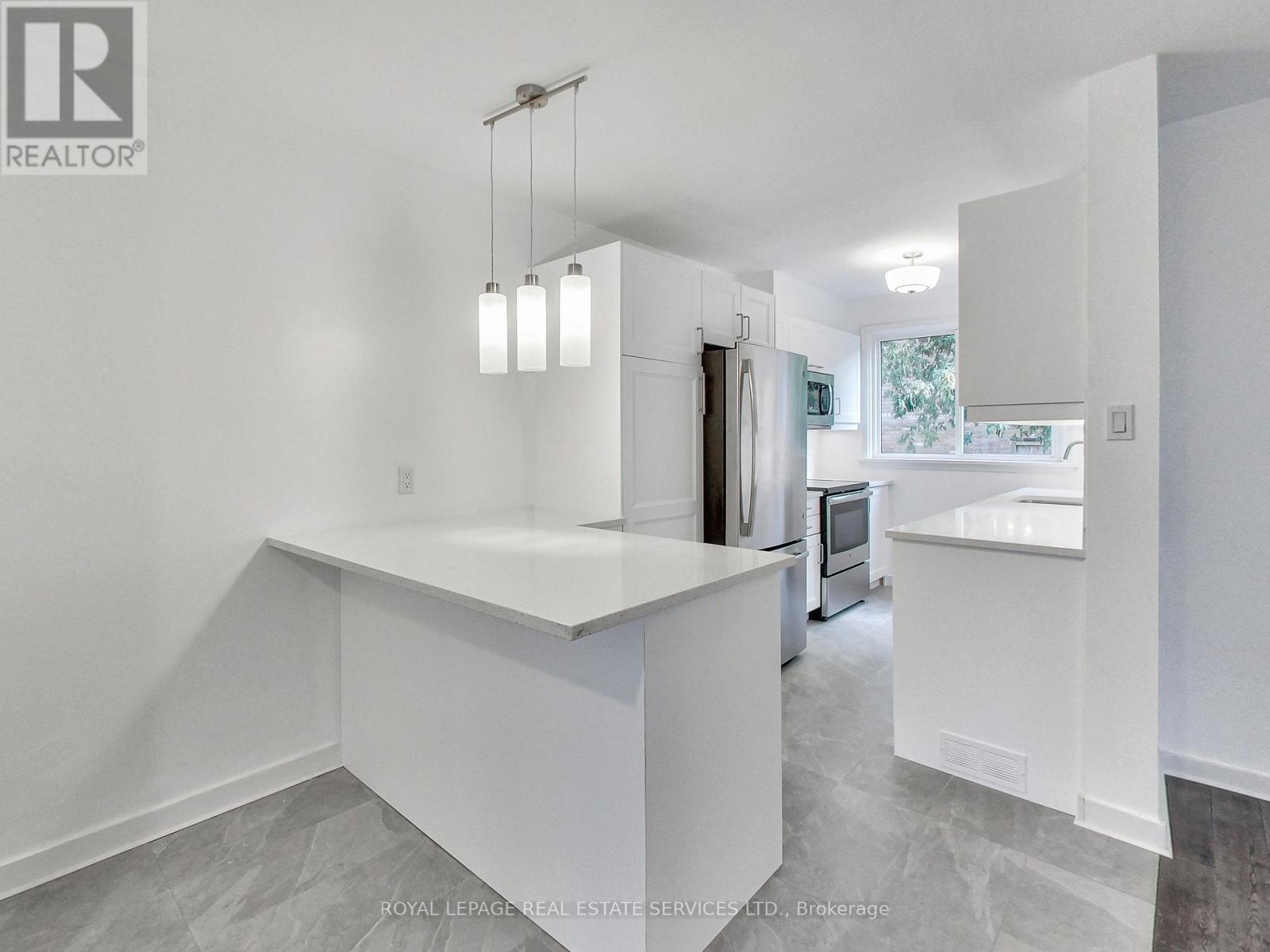 3 - 363 Dalesford Road, Toronto, Ontario  M8Y 1H1 - Photo 10 - W13158050