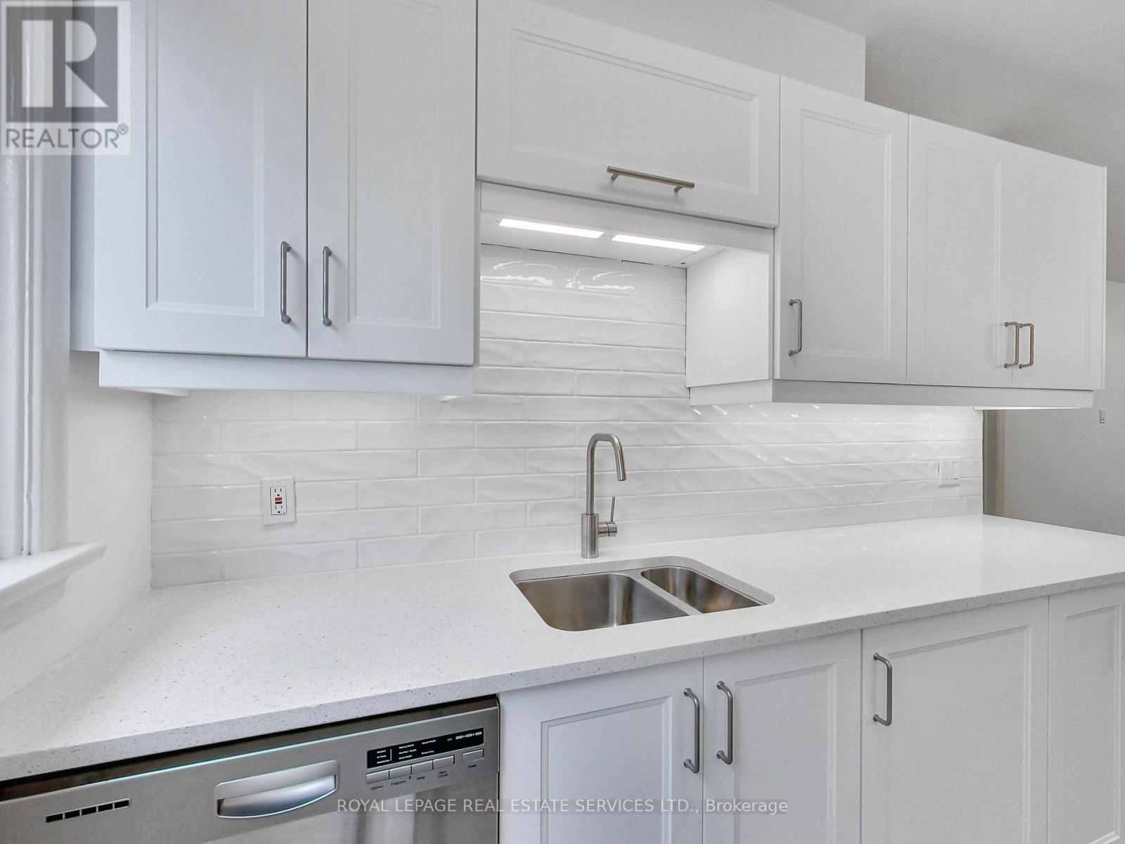 3 - 363 Dalesford Road, Toronto, Ontario  M8Y 1H1 - Photo 14 - W13158050
