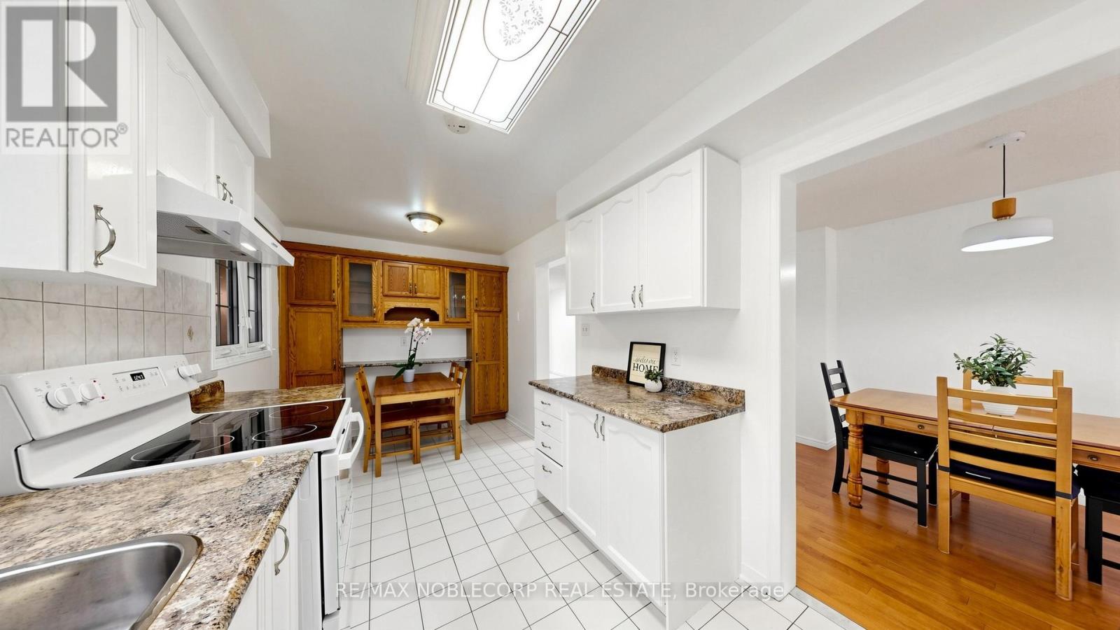 2240 Shipwright Road, Oakville, Ontario  L6M 3B1 - Photo 12 - W13158056