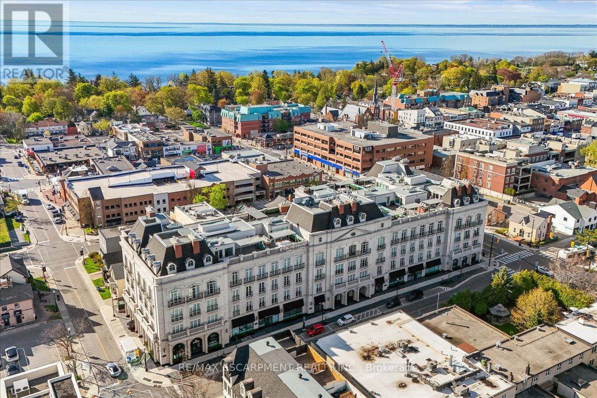211 - 300 Randall Street S, Oakville, Ontario  L6J 1R1 - Photo 42 - W13158064