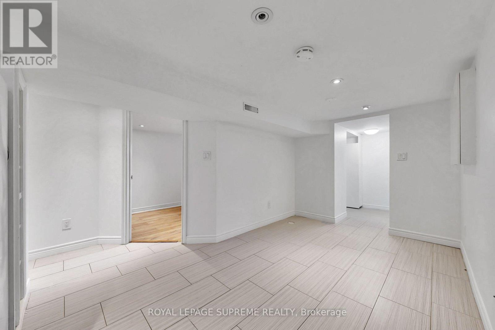 119 Essex Street W, Toronto, Ontario  M6G 1T4 - Photo 37 - W13158106