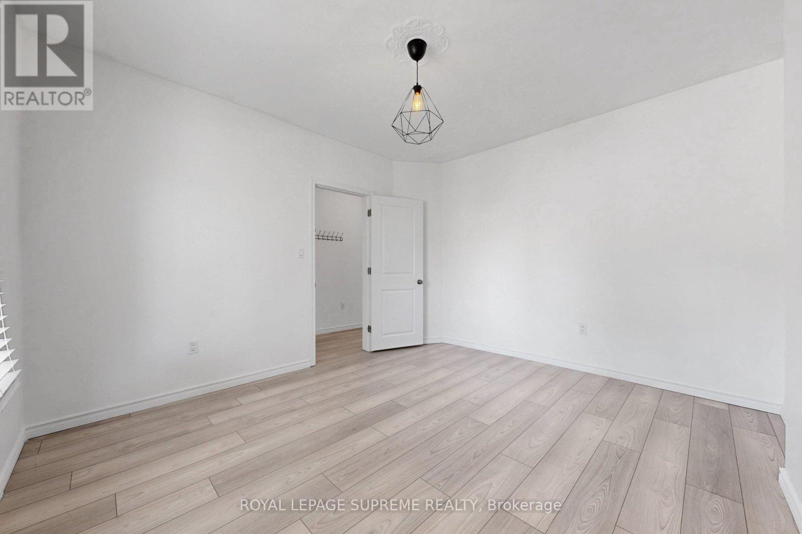 119 Essex Street W, Toronto, Ontario  M6G 1T4 - Photo 8 - W13158106