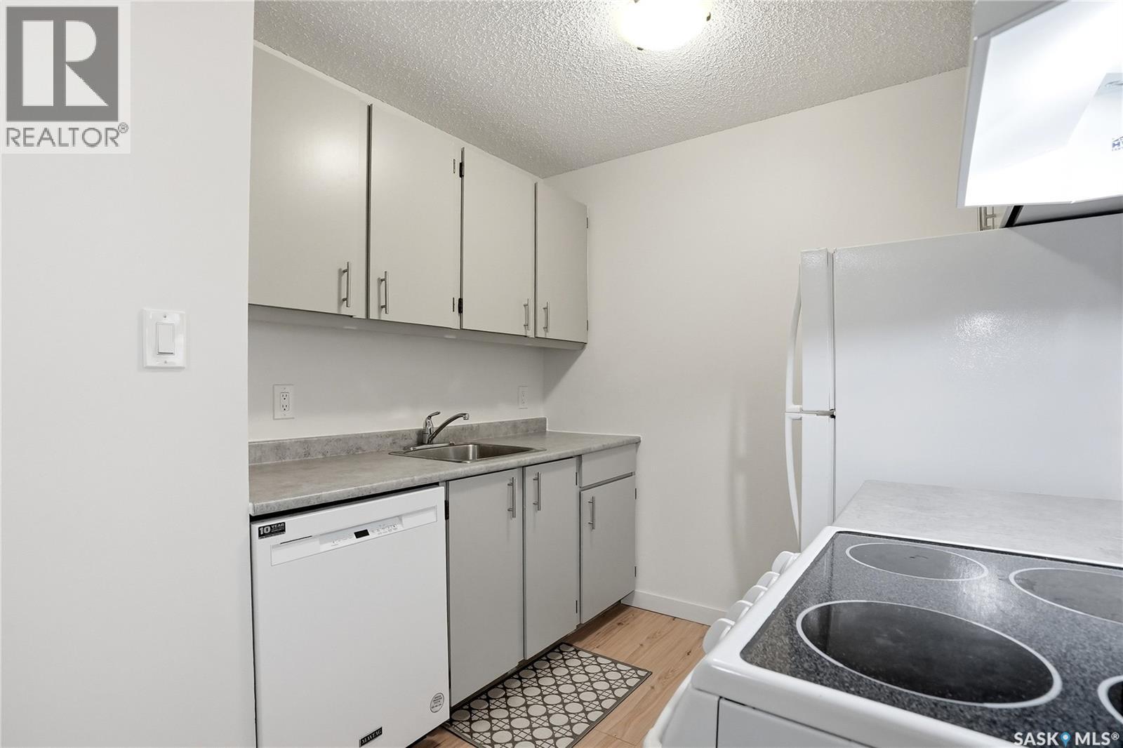 205 423 Tait Court, Saskatoon, Saskatchewan  S7H 5L3 - Photo 9 - SK031902