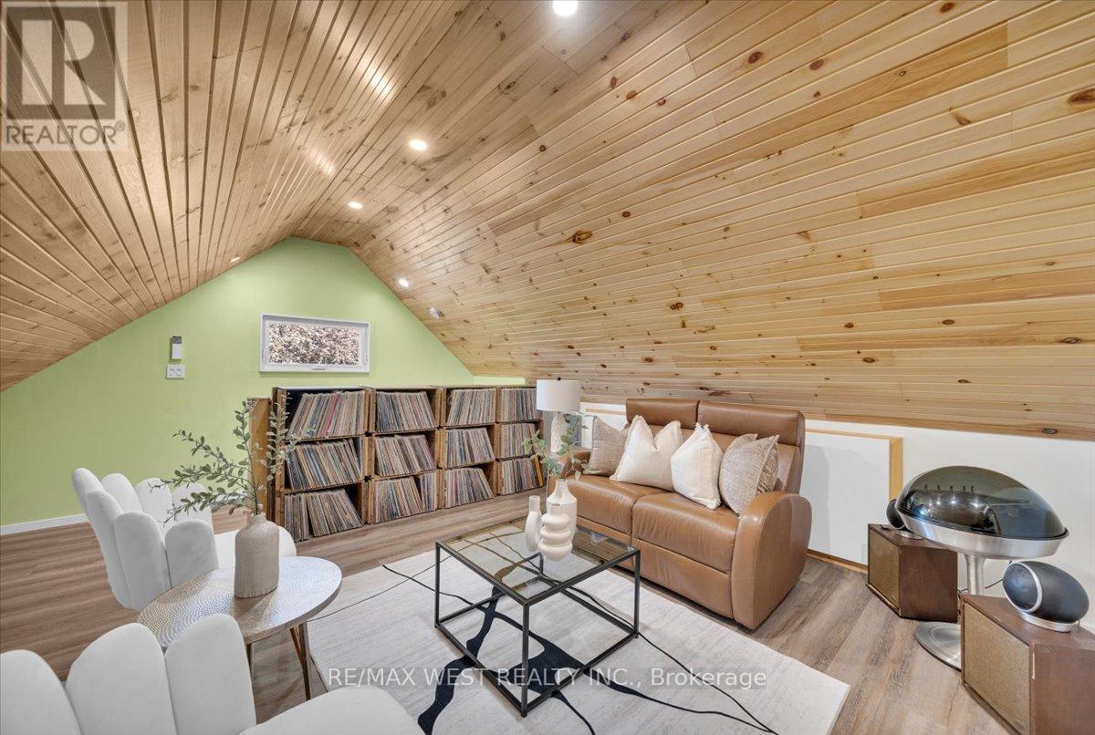 35 Gort Avenue, Toronto, Ontario  M8W 3Y7 - Photo 27 - W13158114