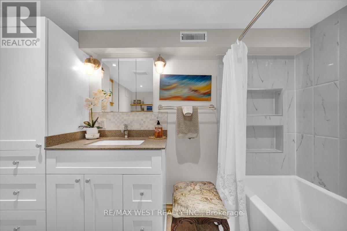 35 Gort Avenue, Toronto, Ontario  M8W 3Y7 - Photo 33 - W13158114