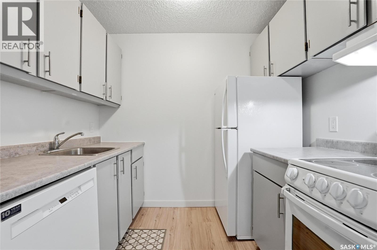 205 423 Tait Court, Saskatoon, Saskatchewan  S7H 5L3 - Photo 8 - SK031902