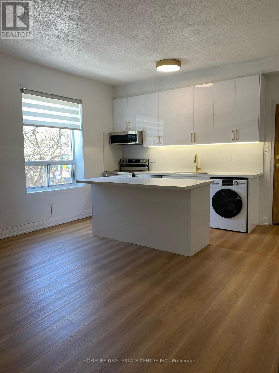 201 - 223 Jameson Avenue, Toronto, Ontario  M6K 2Y7 - Photo 2 - W13158122