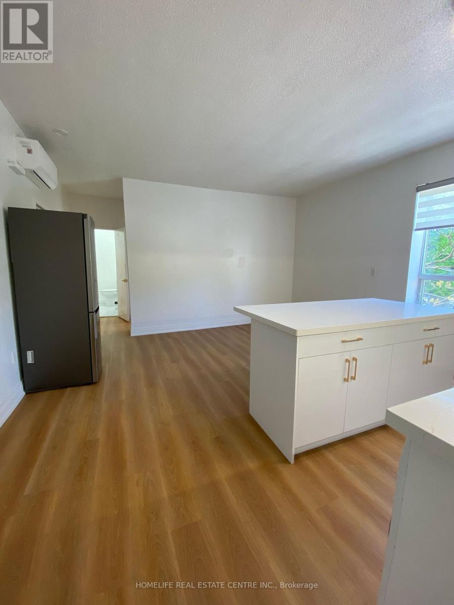 201 - 223 Jameson Avenue, Toronto, Ontario  M6K 2Y7 - Photo 3 - W13158122