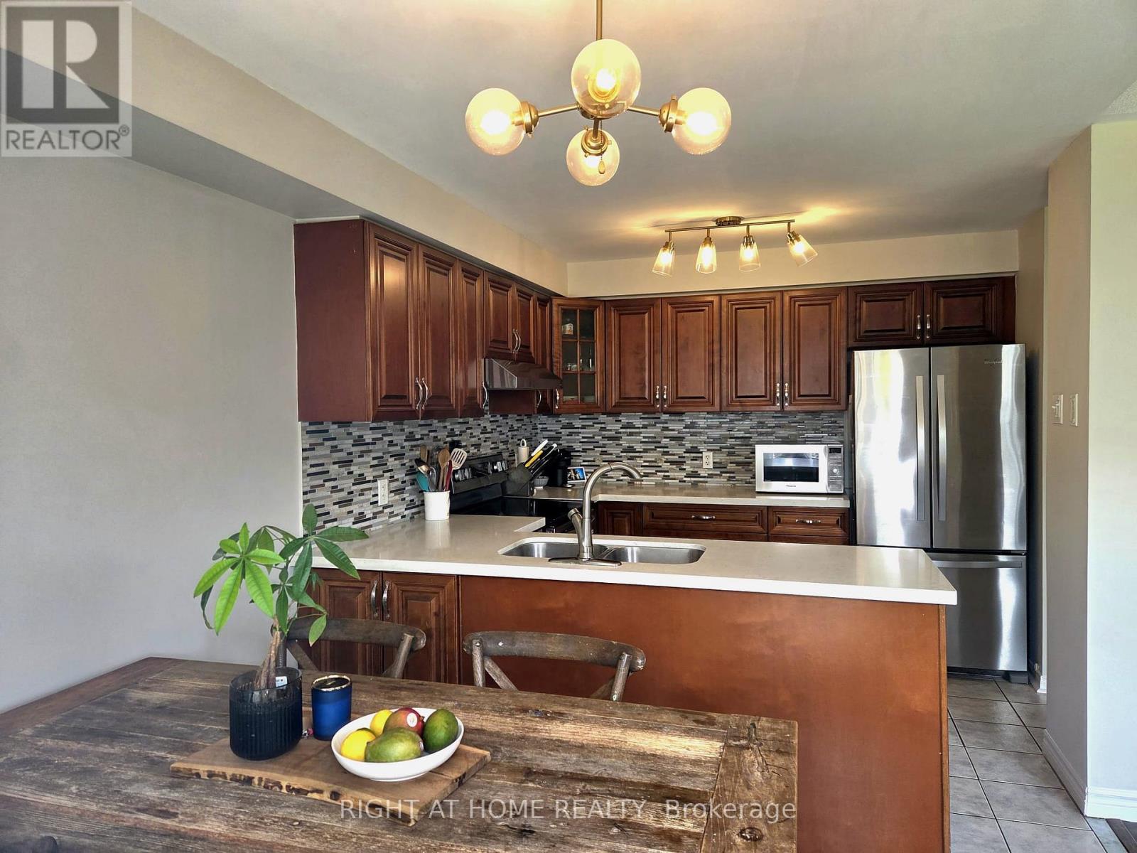 89 Somerville Road, Halton Hills, Ontario  L7J 2Z7 - Photo 10 - W13158176