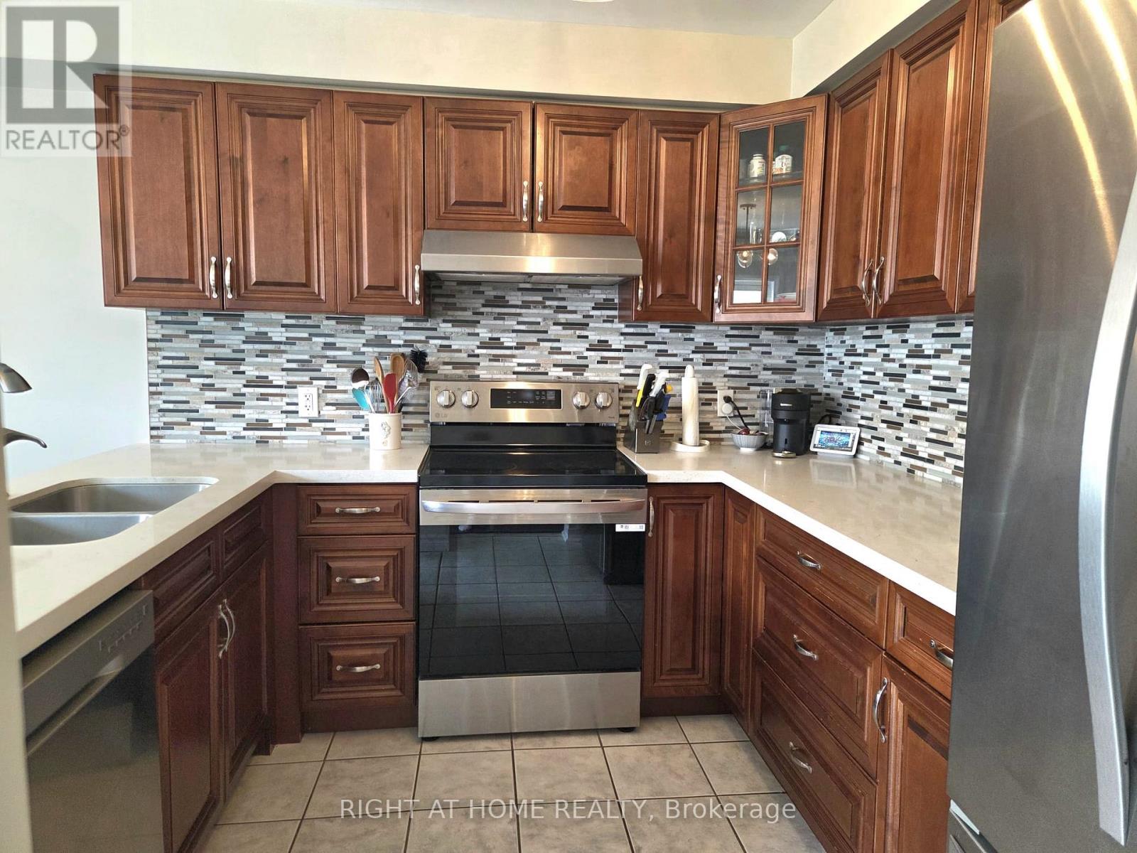 89 Somerville Road, Halton Hills, Ontario  L7J 2Z7 - Photo 8 - W13158176