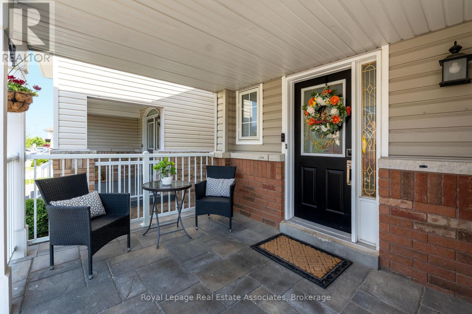 1196 Knight Trail, Milton, Ontario  L9T 5R9 - Photo 3 - W13158190
