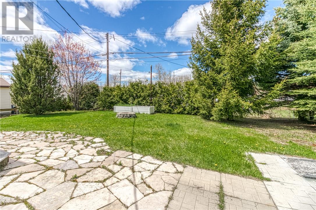 22 Diorite Street, Copper Cliff, Ontario  P0M 1N0 - Photo 16 - 2127945