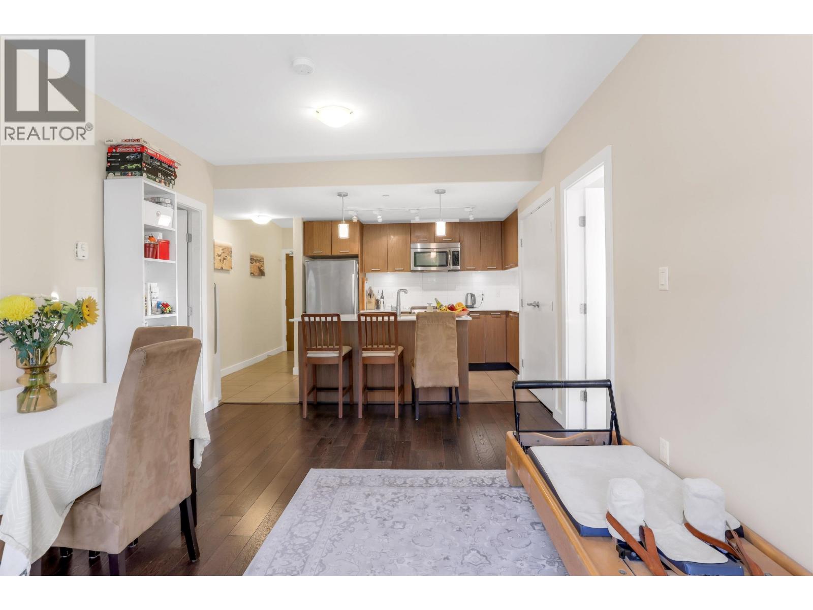 204 1177 Marine Drive, North Vancouver, British Columbia  V7P 1T1 - Photo 9 - R3125187