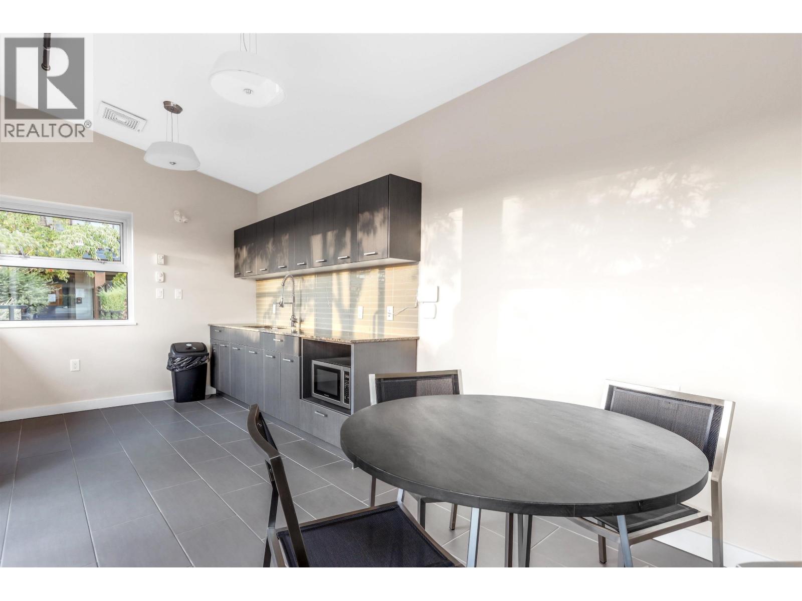 204 1177 Marine Drive, North Vancouver, British Columbia  V7P 1T1 - Photo 22 - R3125187