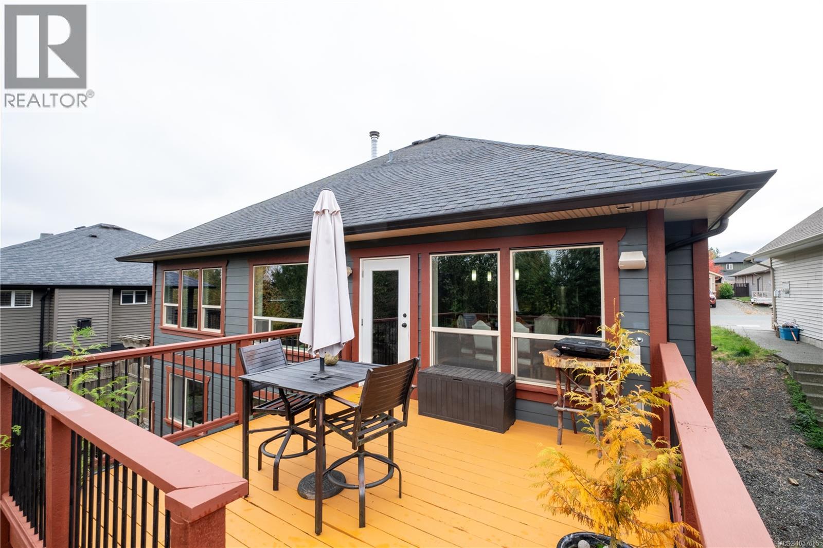 2644 Kendal Ave, Cumberland, British Columbia V0R 1S0 - Photo 17 - 1037685