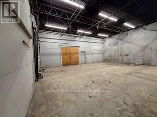 D - 866 Phillip Street, Sarnia, Ontario  N7T 1Z6 - Photo 6 - X13158026