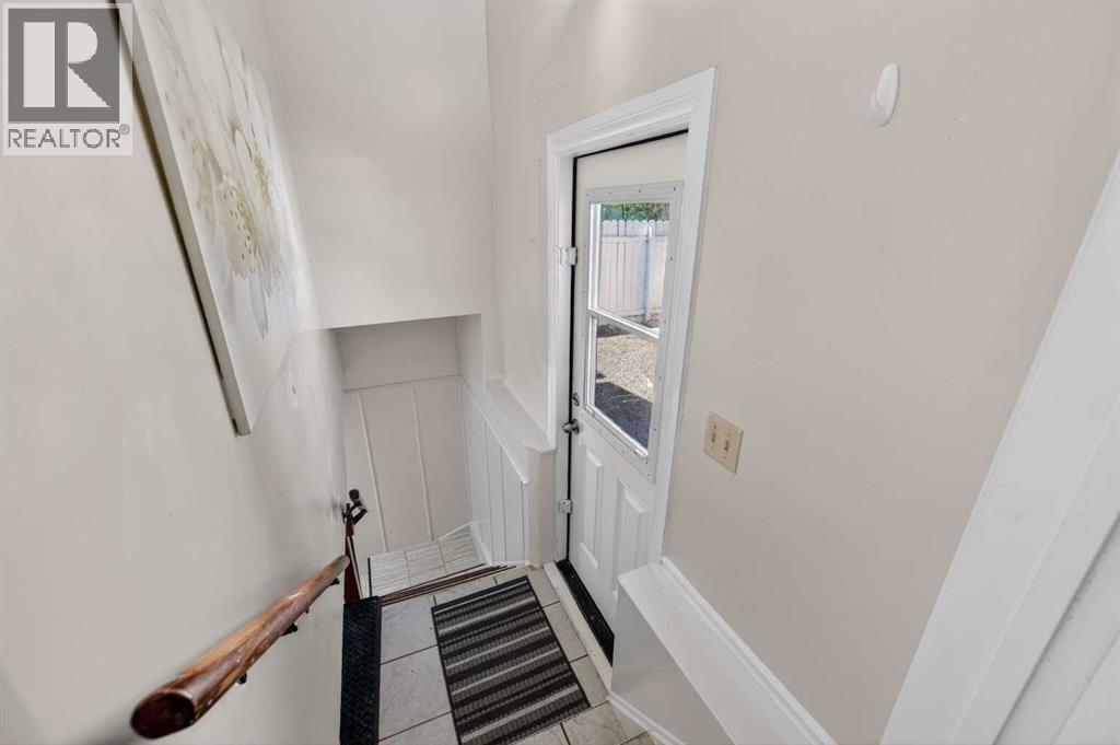 9211 Elbow Drive SW, Calgary, Alberta  T2V 1L5 - Photo 20 - A2309600