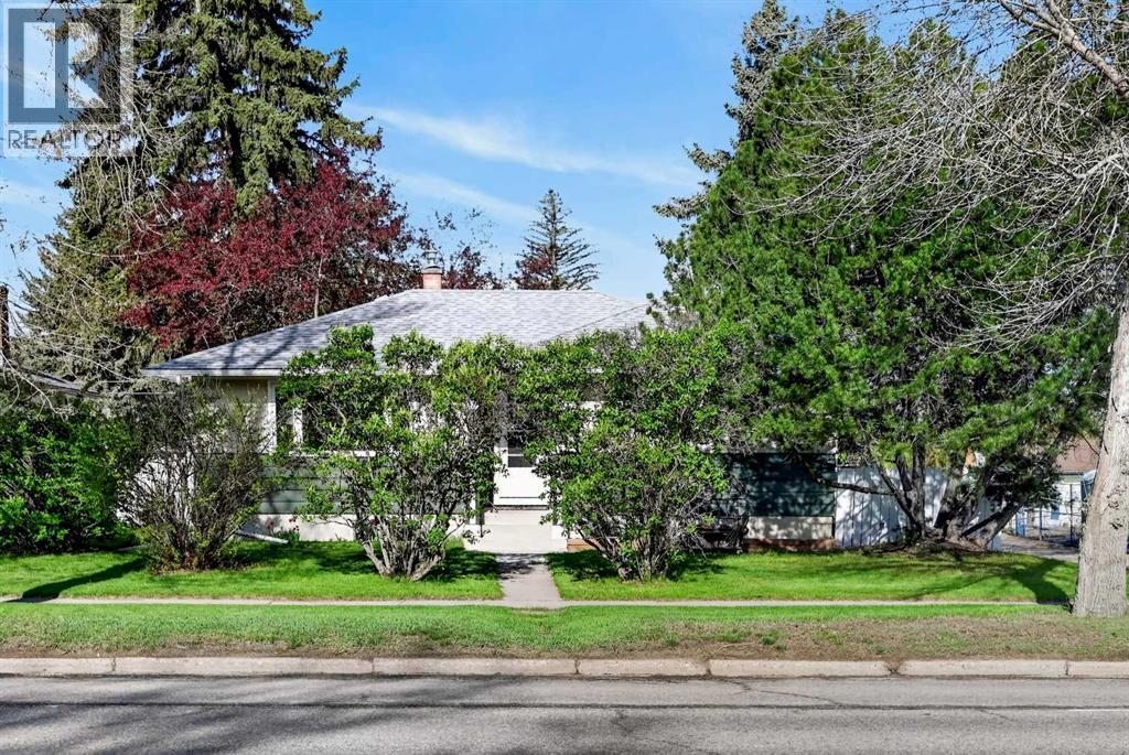 9211 Elbow Drive SW, Calgary, Alberta  T2V 1L5 - Photo 4 - A2309600