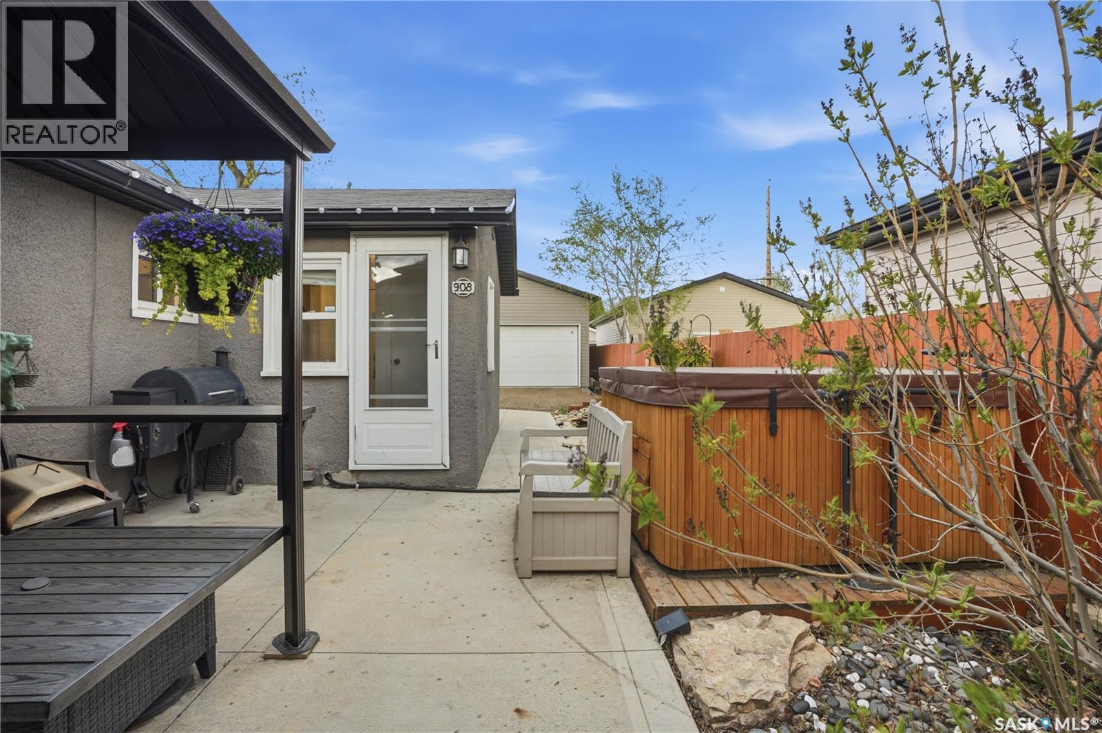 908 L Avenue N, Saskatoon, Saskatchewan  S7L 2R6 - Photo 15 - SK036718