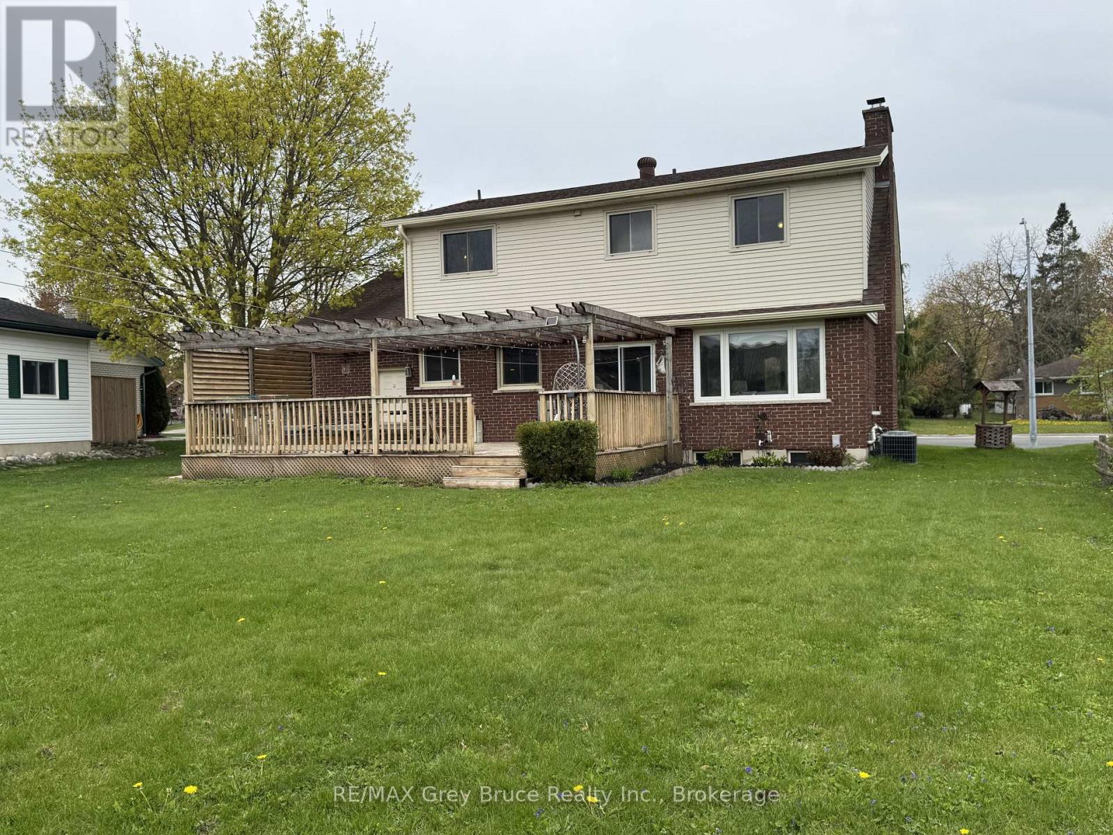 235 5th Avenue, Hanover, Ontario N4N 2C3 - Photo 31 - X12885262