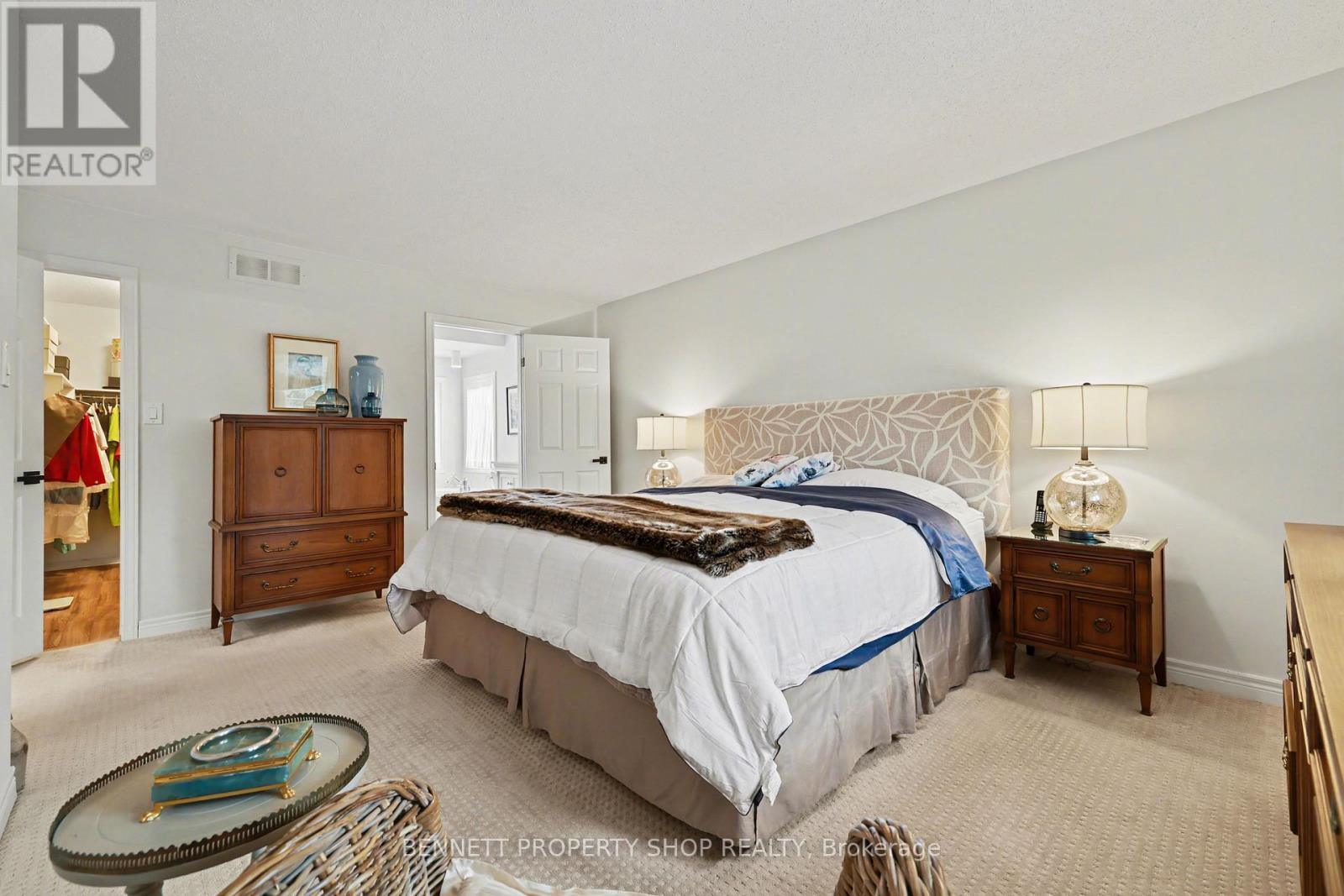 12 Sherk Crescent, Ottawa, Ontario  K2K 2L4 - Photo 18 - X12936900