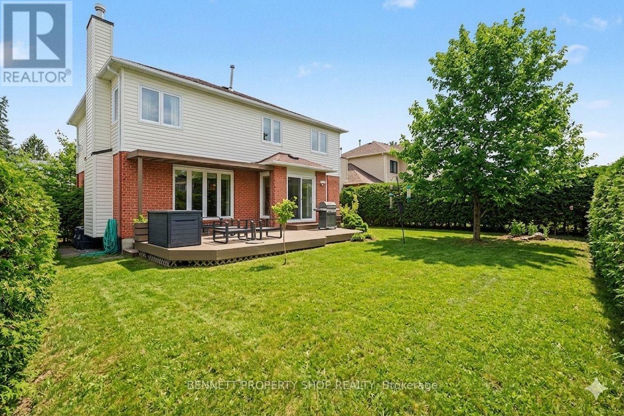 12 Sherk Crescent, Ottawa, Ontario  K2K 2L4 - Photo 28 - X12936900