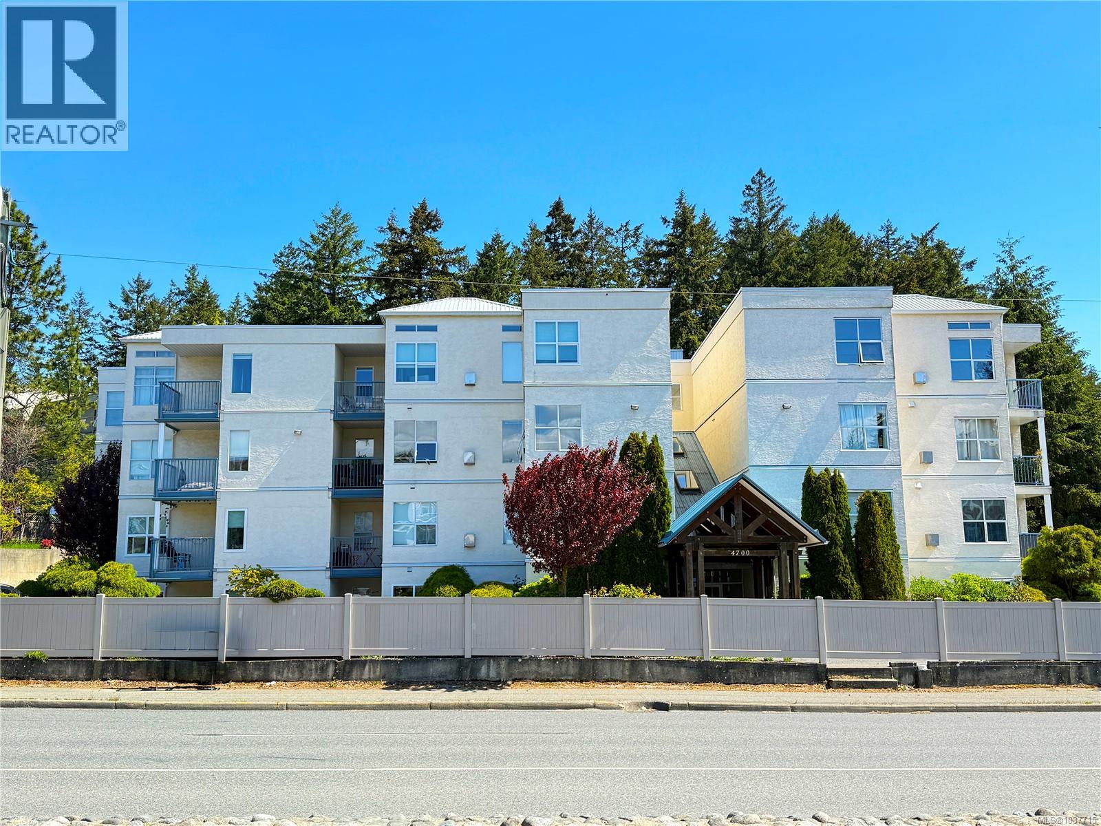 103 4700 Uplands Dr, Nanaimo, British Columbia  V9T 5V1 - Photo 1 - 1037715