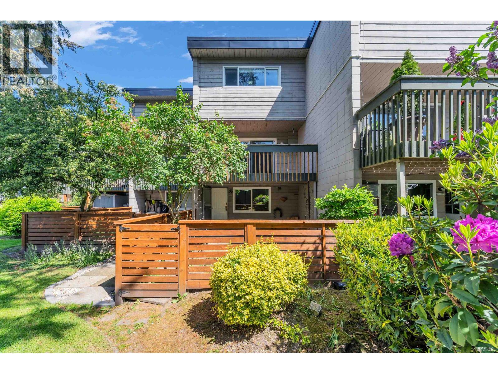 4 4907 57A STREET, Delta, British Columbia
