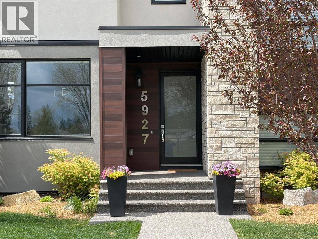 5927 34 Street SW, Calgary, Alberta  T3E 5L7 - Photo 2 - A2300461