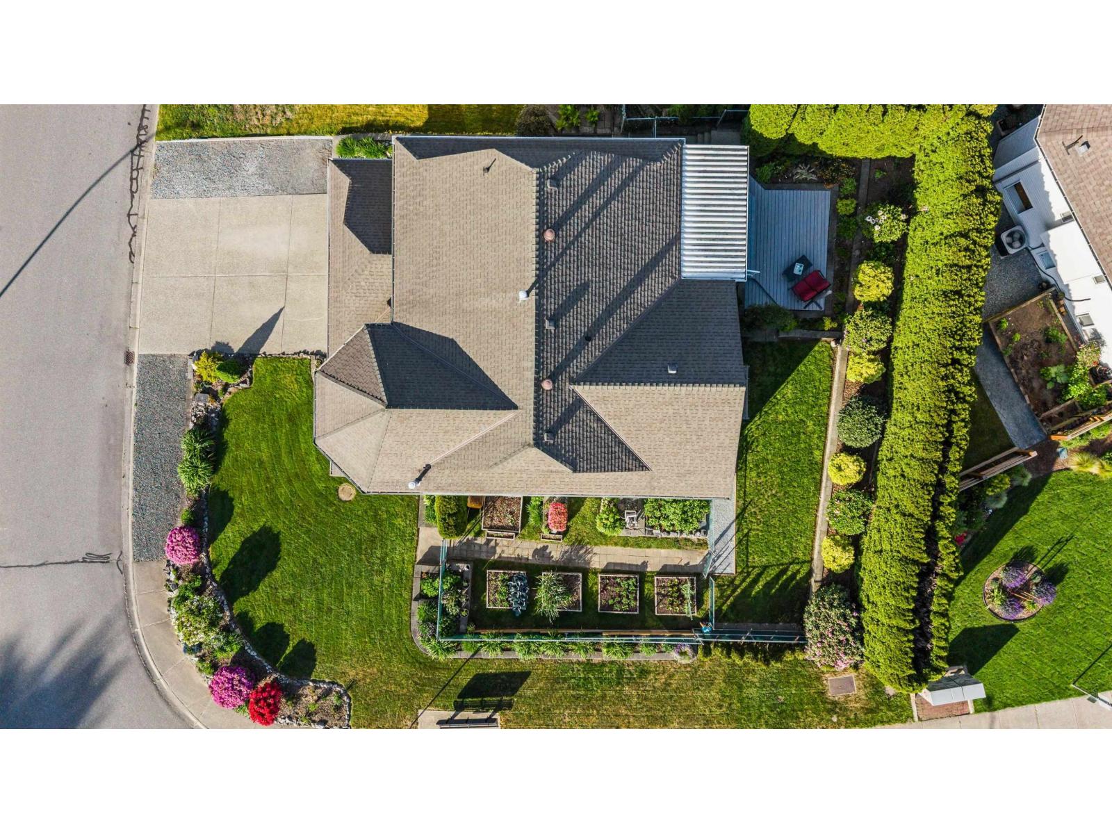 34858 Millar Crescent, Abbotsford, British Columbia V2S 7K5 - Photo 3 - R3126483