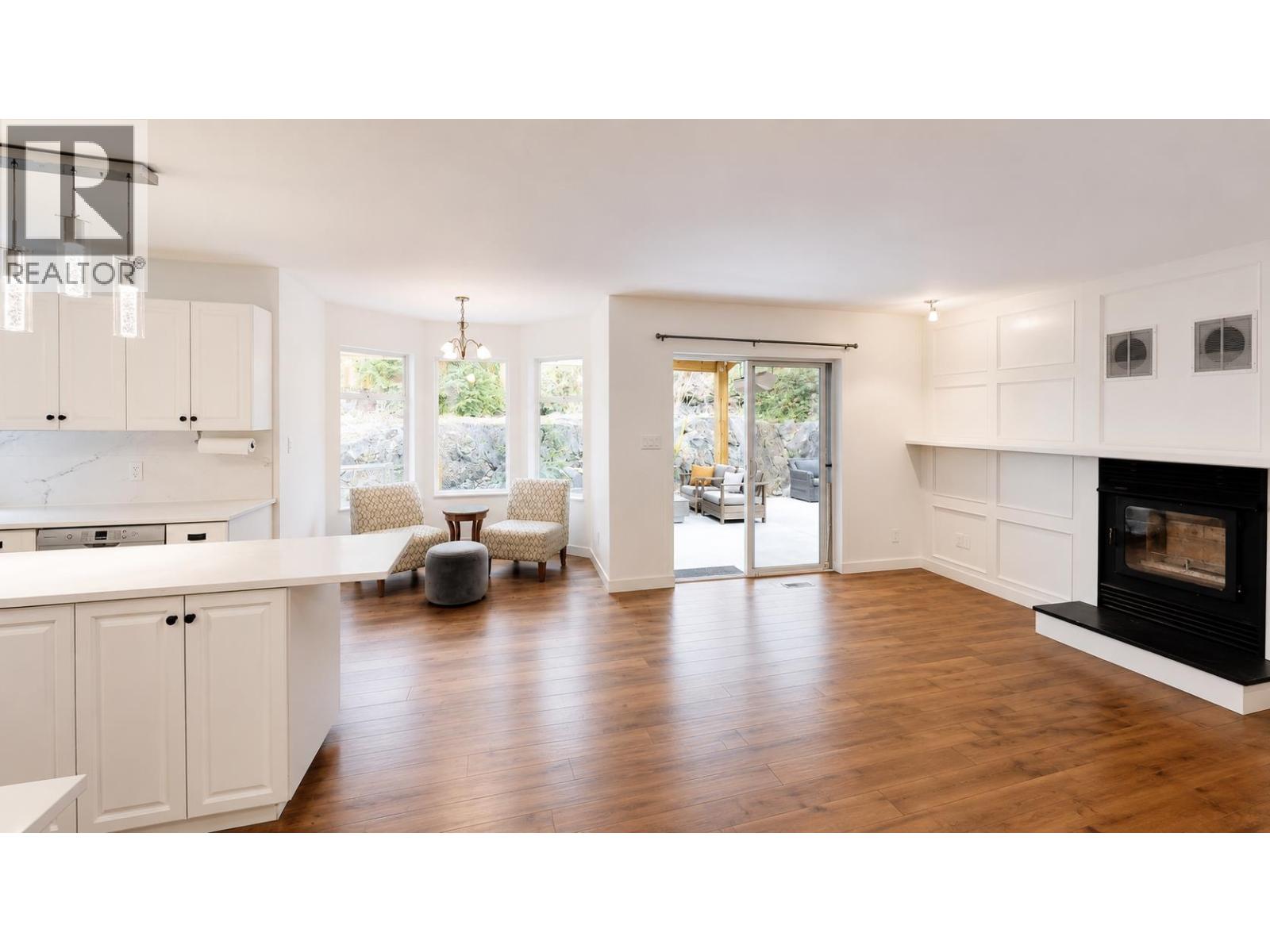 40735 Thunderbird Ridge, Squamish, British Columbia  V0N 1T0 - Photo 9 - R3126417