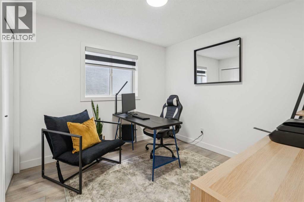 194 Martinglen Way NE, Calgary, Alberta  T3J 3L1 - Photo 19 - A2310999