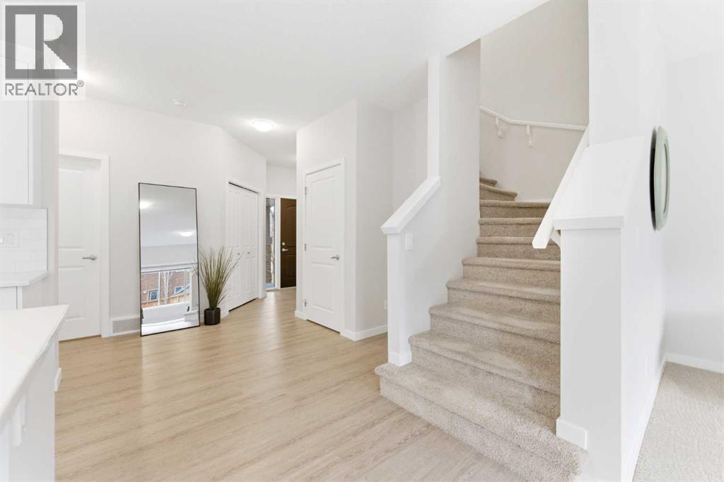 69 Legacy Manor SE, Calgary, Alberta  T2X 2E9 - Photo 15 - A2311451