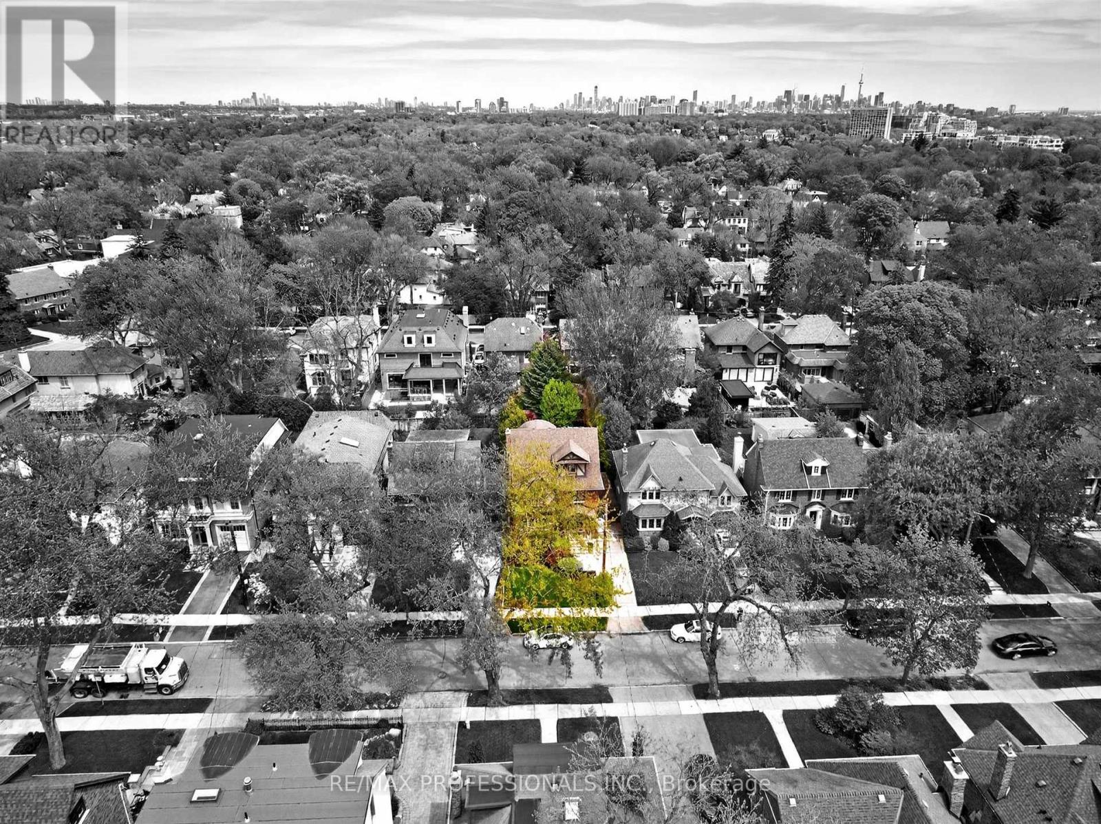 59 Grenview Boulevard N, Toronto, Ontario  M8X 2K3 - Photo 46 - W13158080