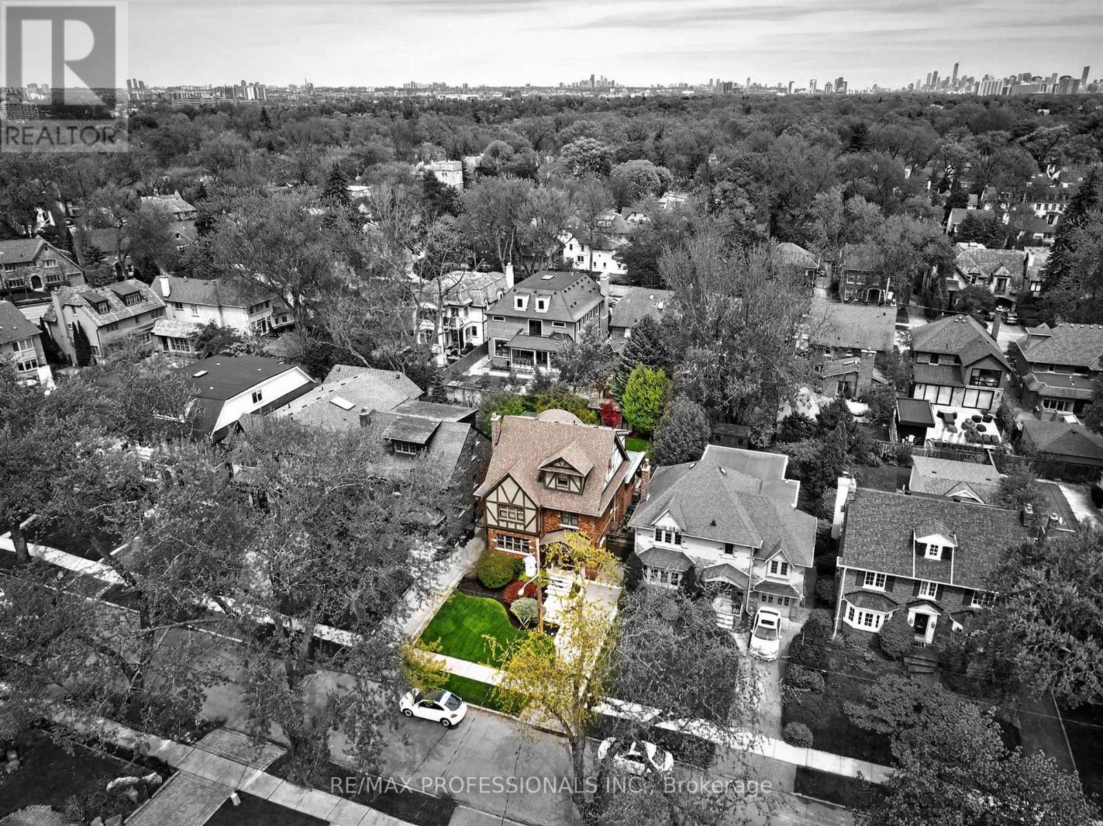 59 Grenview Boulevard N, Toronto, Ontario  M8X 2K3 - Photo 47 - W13158080