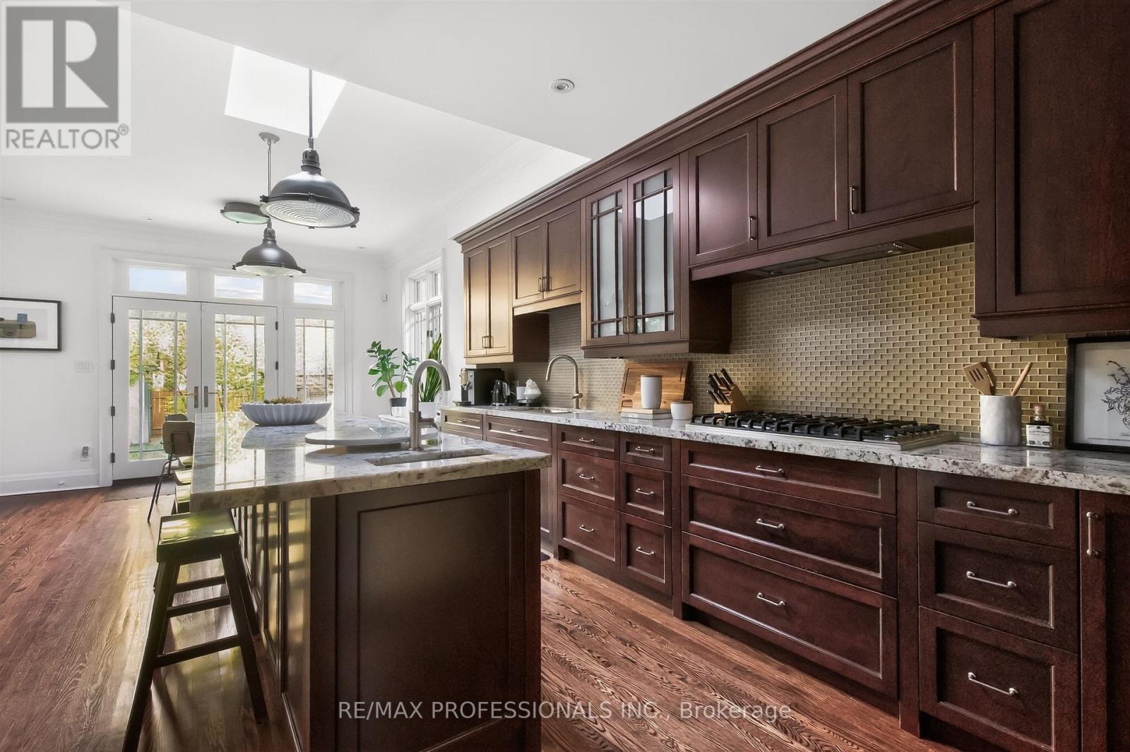 59 Grenview Boulevard N, Toronto, Ontario  M8X 2K3 - Photo 11 - W13158080