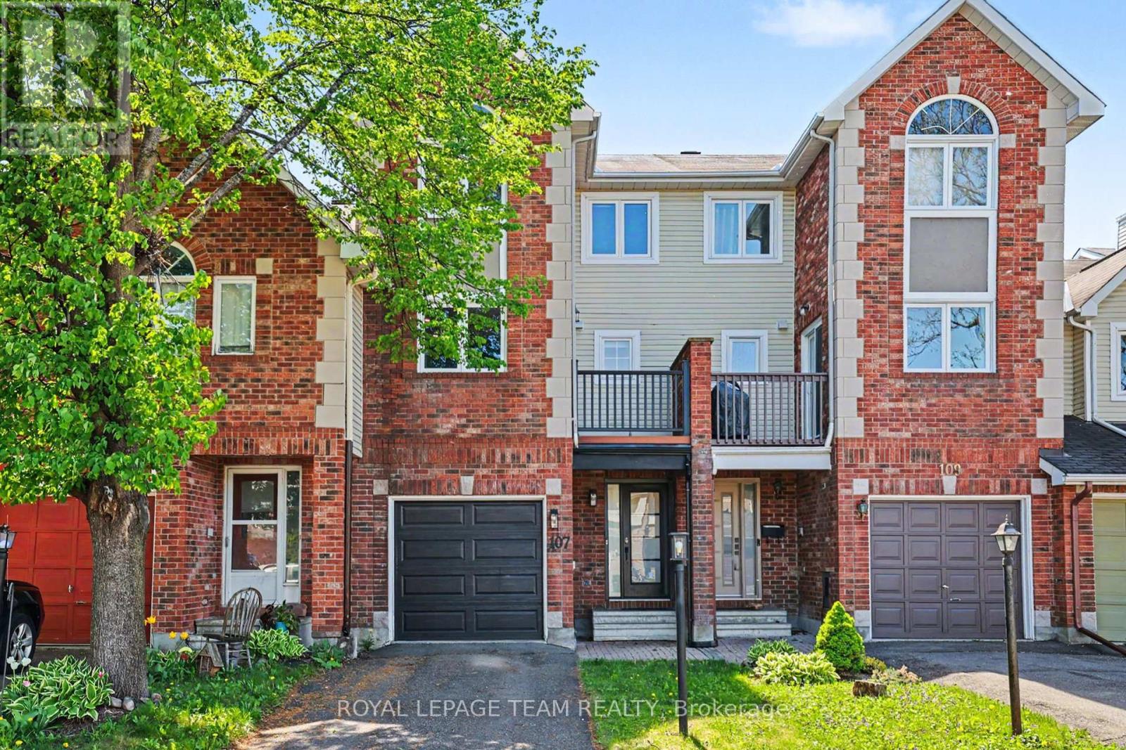 107 WOODPARK WAY, Ottawa, Ontario