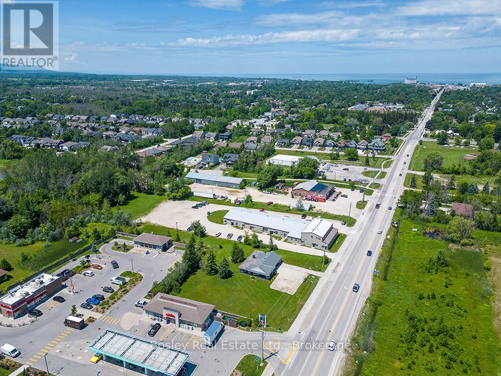 201S - 864 HURONTARIO STREET, Collingwood, Ontario