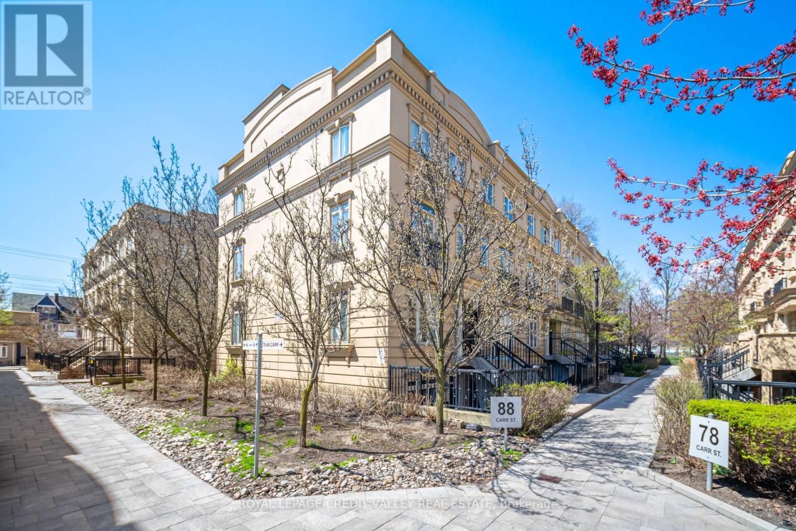 TH21 - 88 CARR STREET, Toronto, Ontario
