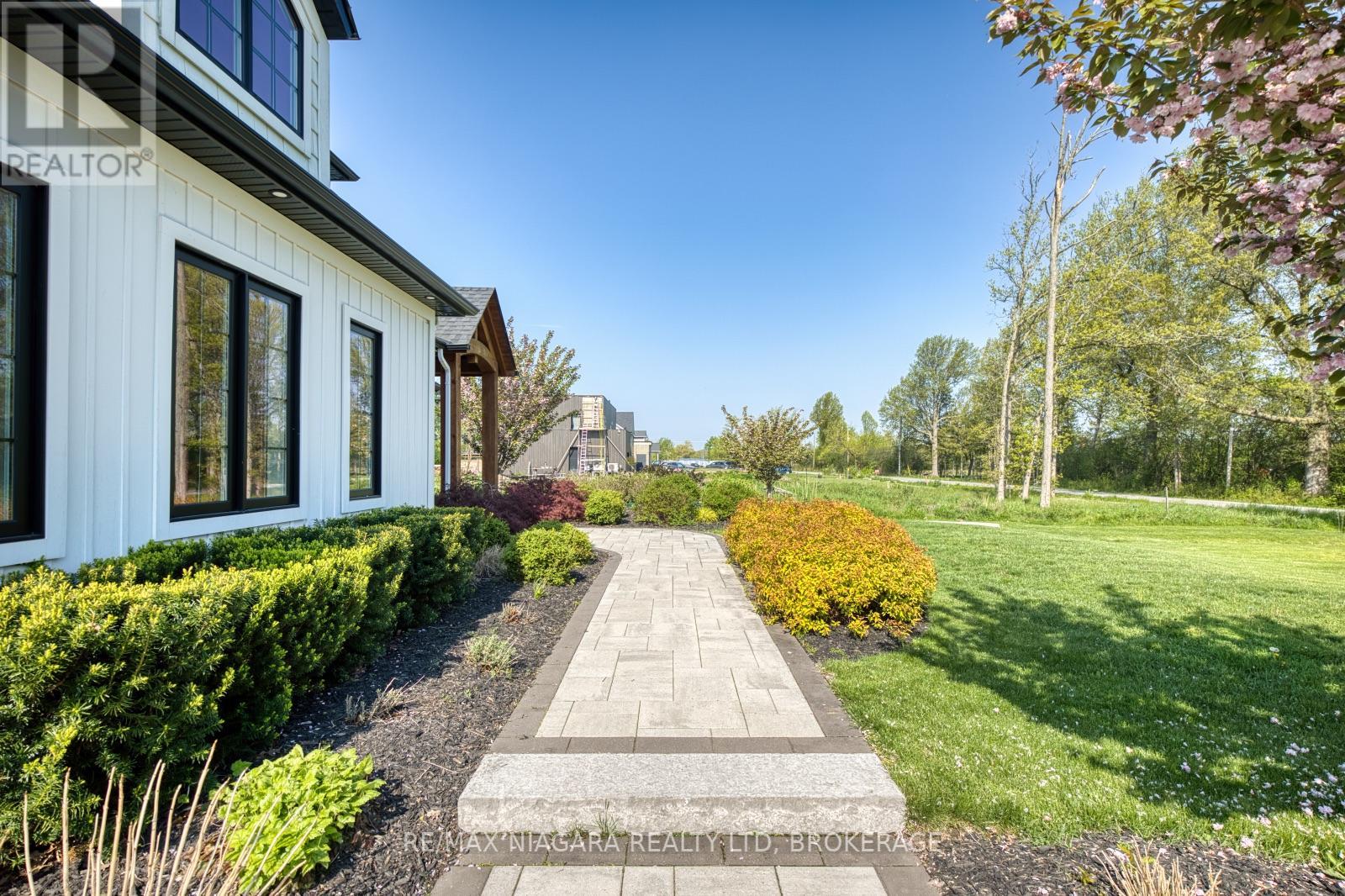 1595 Bertie Street S, Fort Erie (Crescent Park), Ontario L2A 5M4 - Photo 49 - X13158234