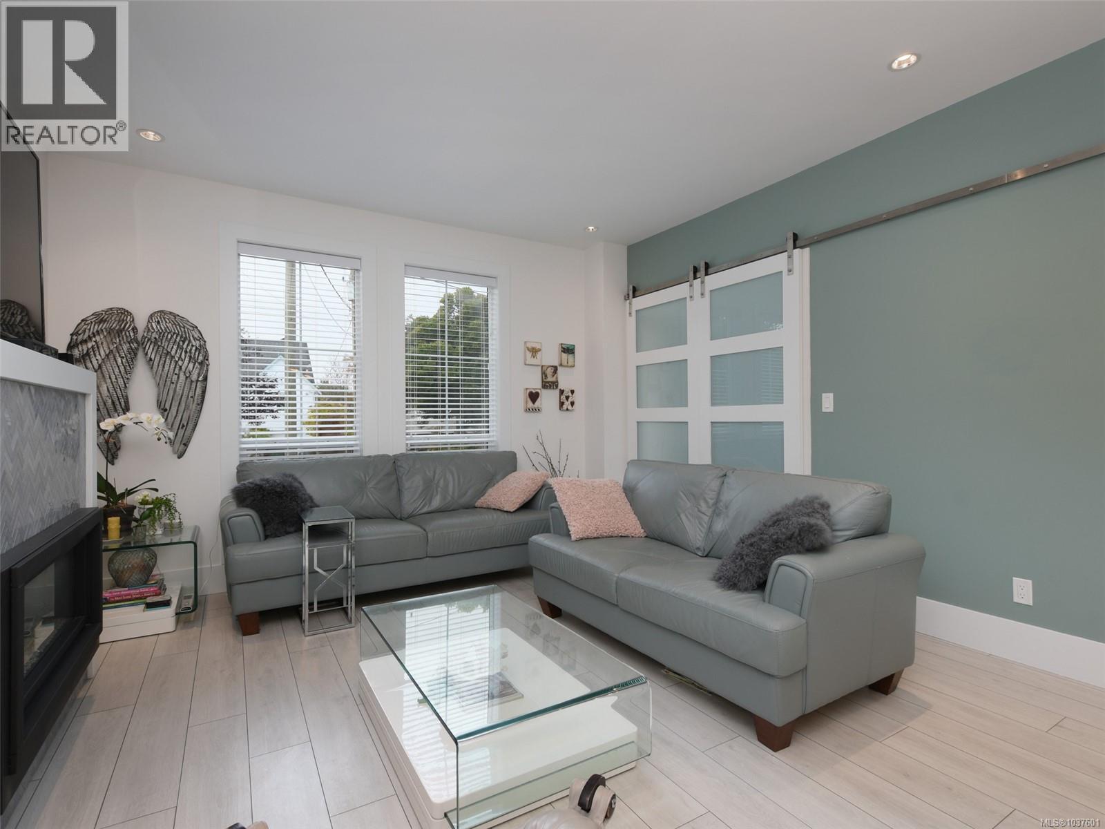 127 Wellington Ave, Victoria, British Columbia  V8V 4H8 - Photo 7 - 1037601