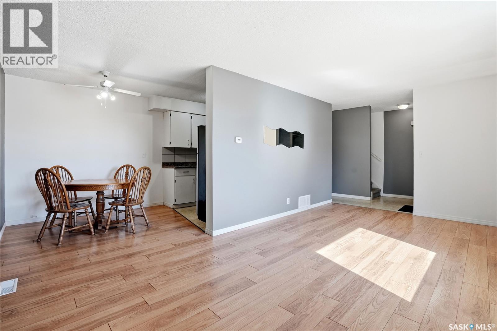 4174 Castle Road, Regina, Saskatchewan  S4S 6A4 - Photo 9 - SK036671