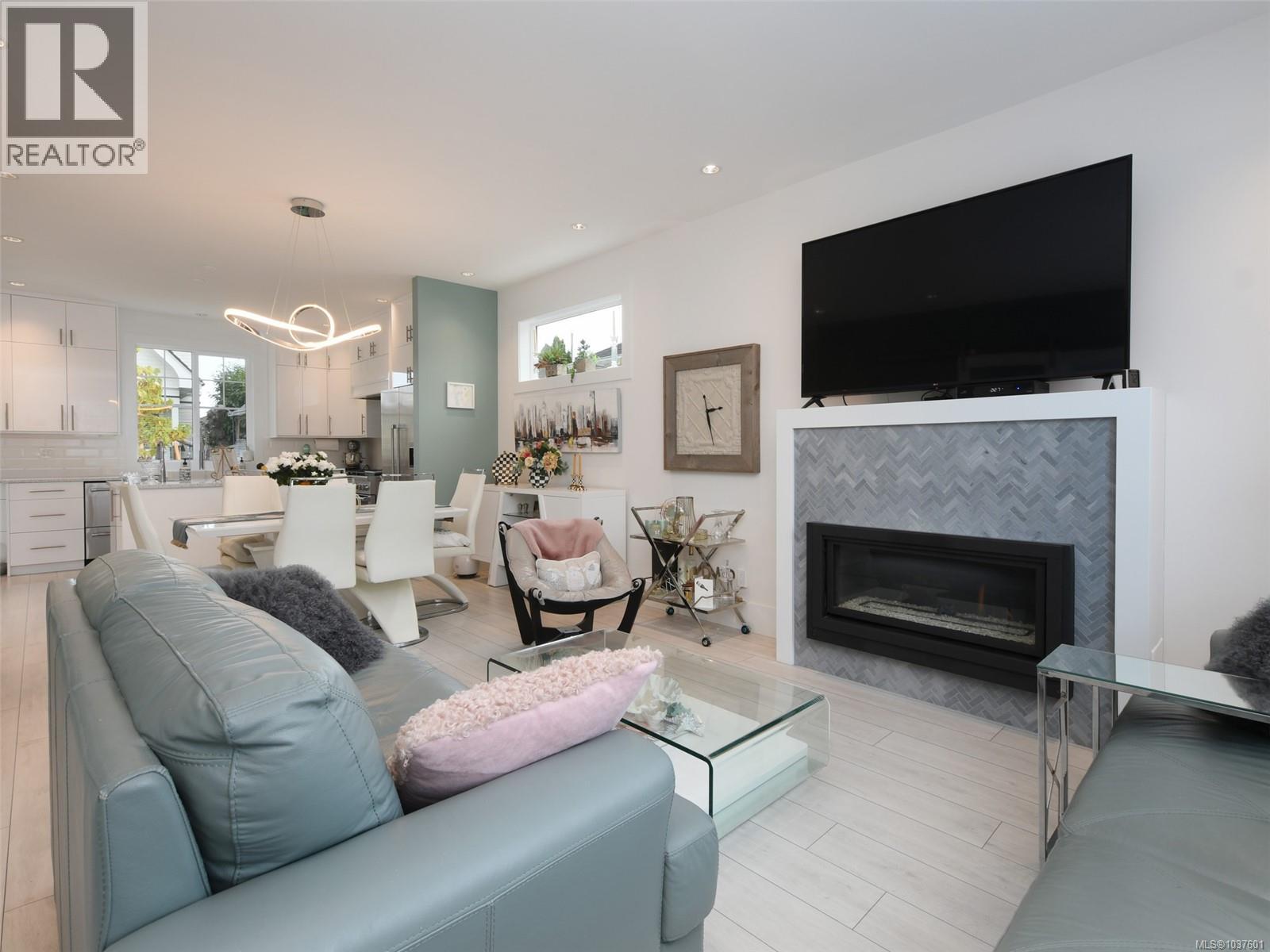 127 Wellington Ave, Victoria, British Columbia  V8V 4H8 - Photo 6 - 1037601
