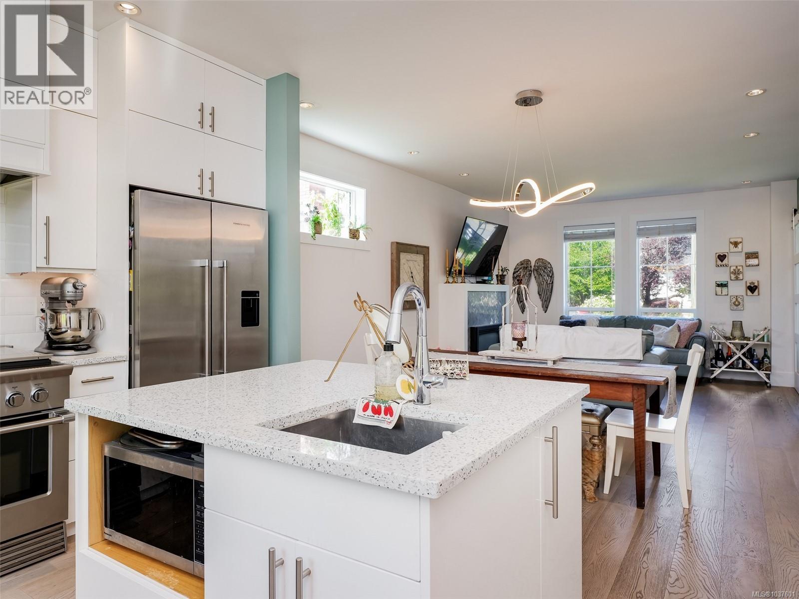 127 Wellington Ave, Victoria, British Columbia  V8V 4H8 - Photo 13 - 1037601