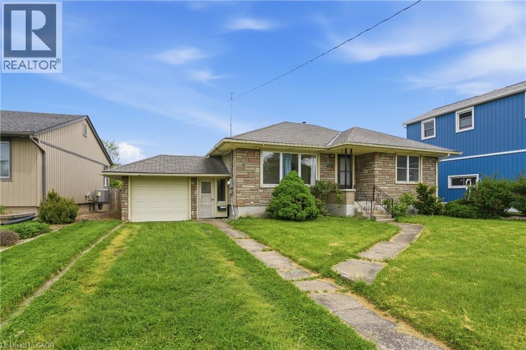 602 Geneva Street, St. Catharines, Ontario  L2N 2J4 - Photo 2 - 40832239