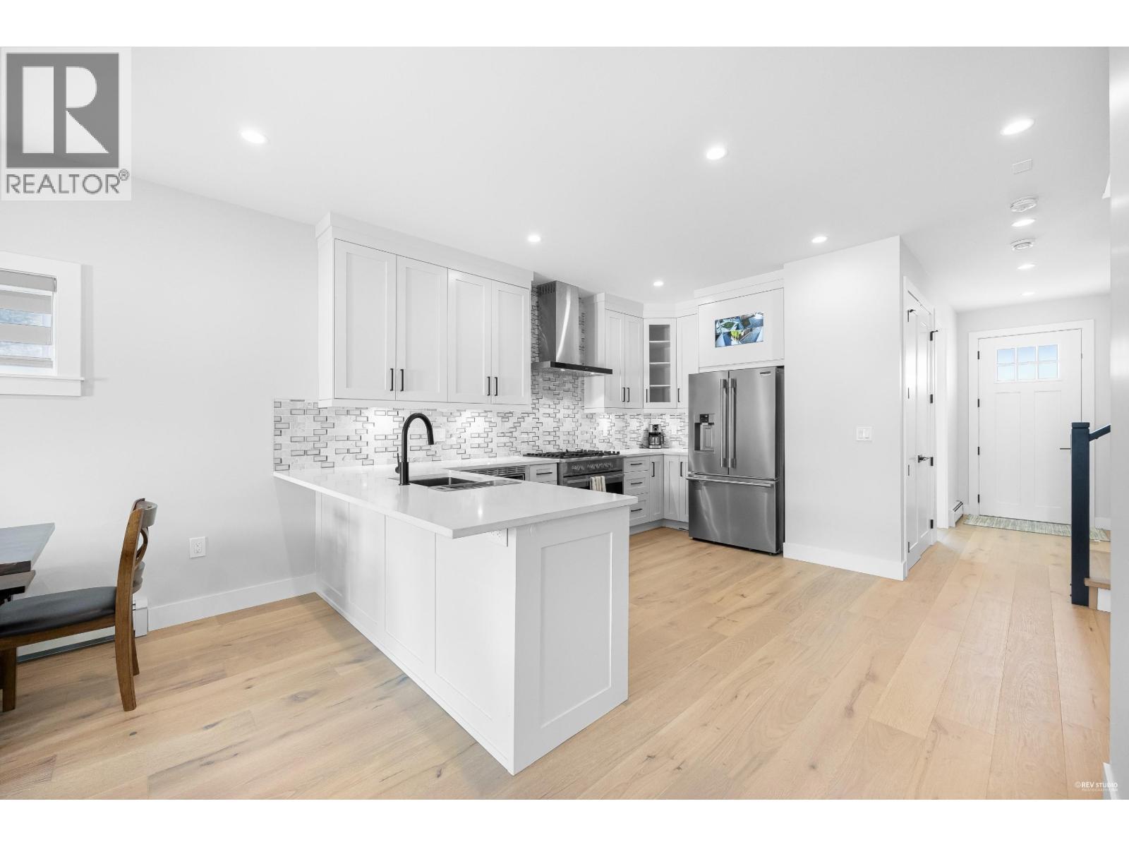 4911a 53 Street, Delta, British Columbia  V4K 2Z3 - Photo 4 - R3126377