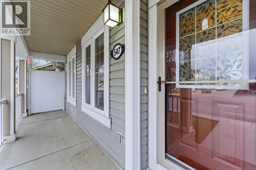 547 Windstone Common SW, Airdrie, Alberta  T4B 3T3 - Photo 2 - A2309402