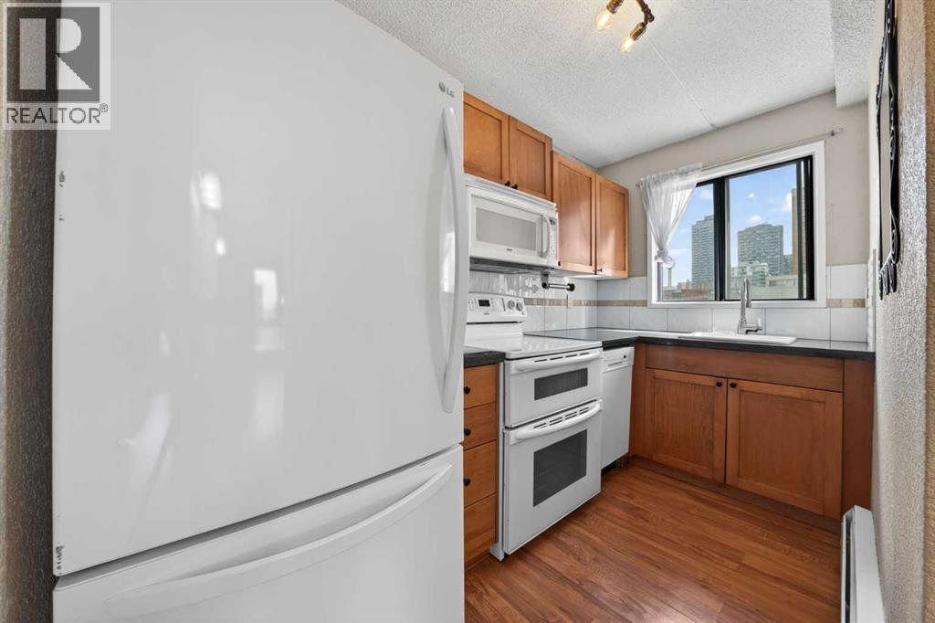 902, 735 12 Avenue SW, Calgary, Alberta  T2R 1J7 - Photo 15 - A2312901
